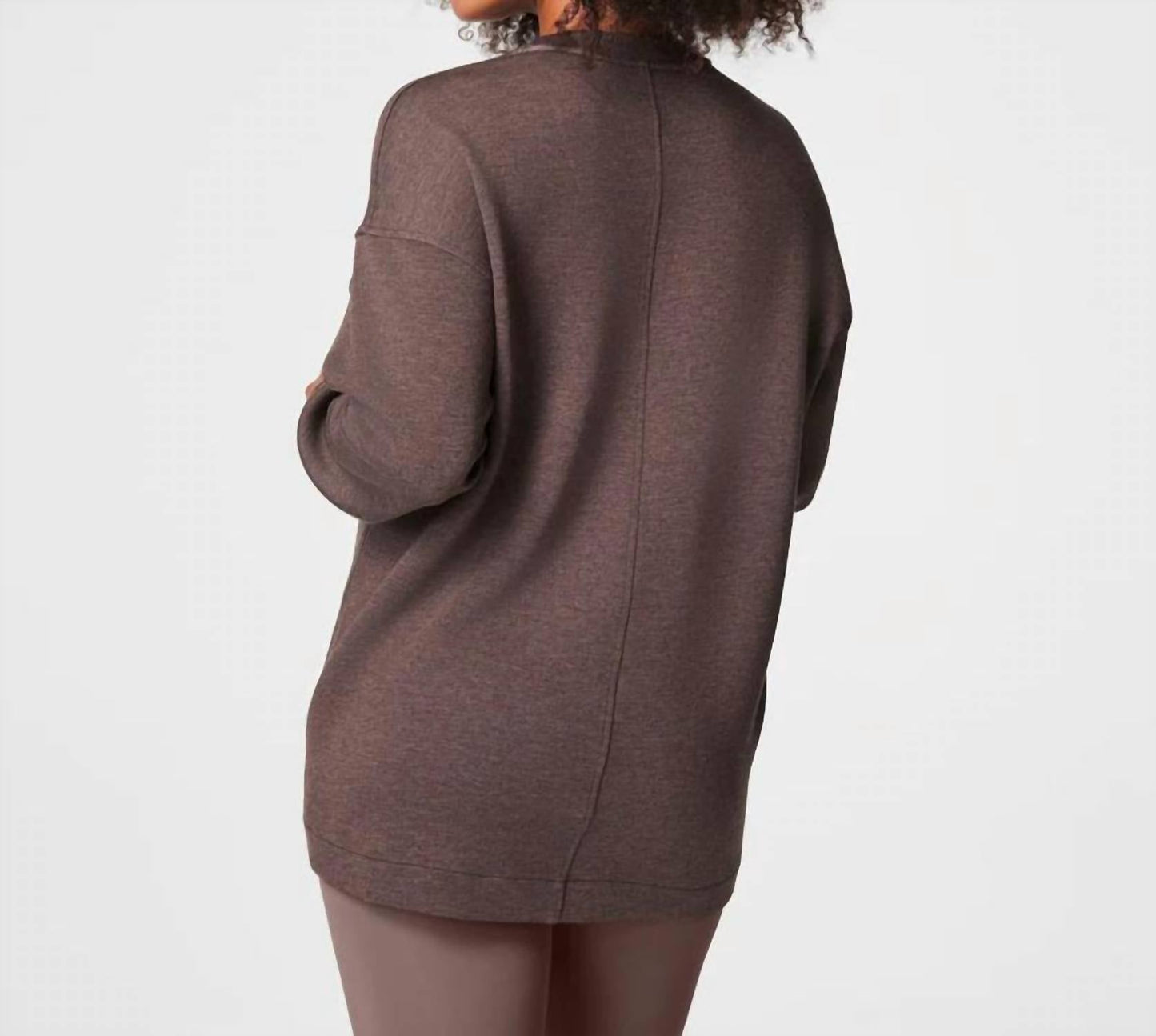 Spanx - एयरइसेनशियल्स ब्रश्ड ट्यूनिक टॉप