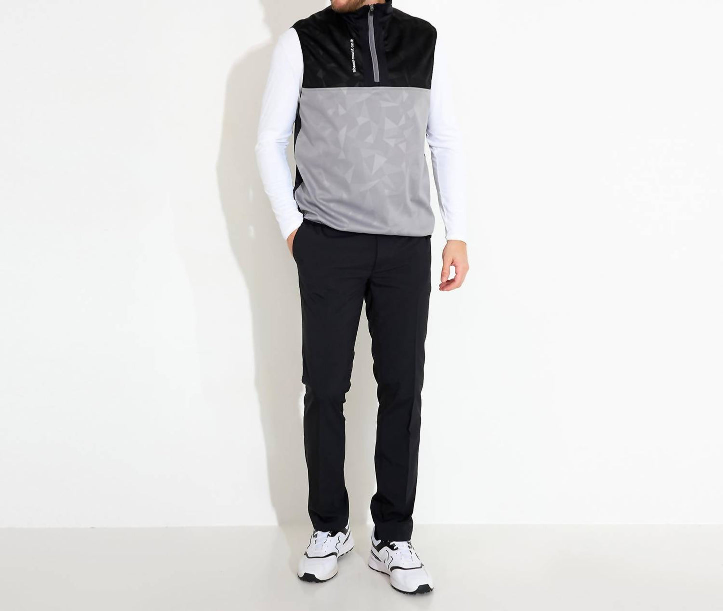 Abacus Sportswear Us - Kingsbarn Hybrid Vest