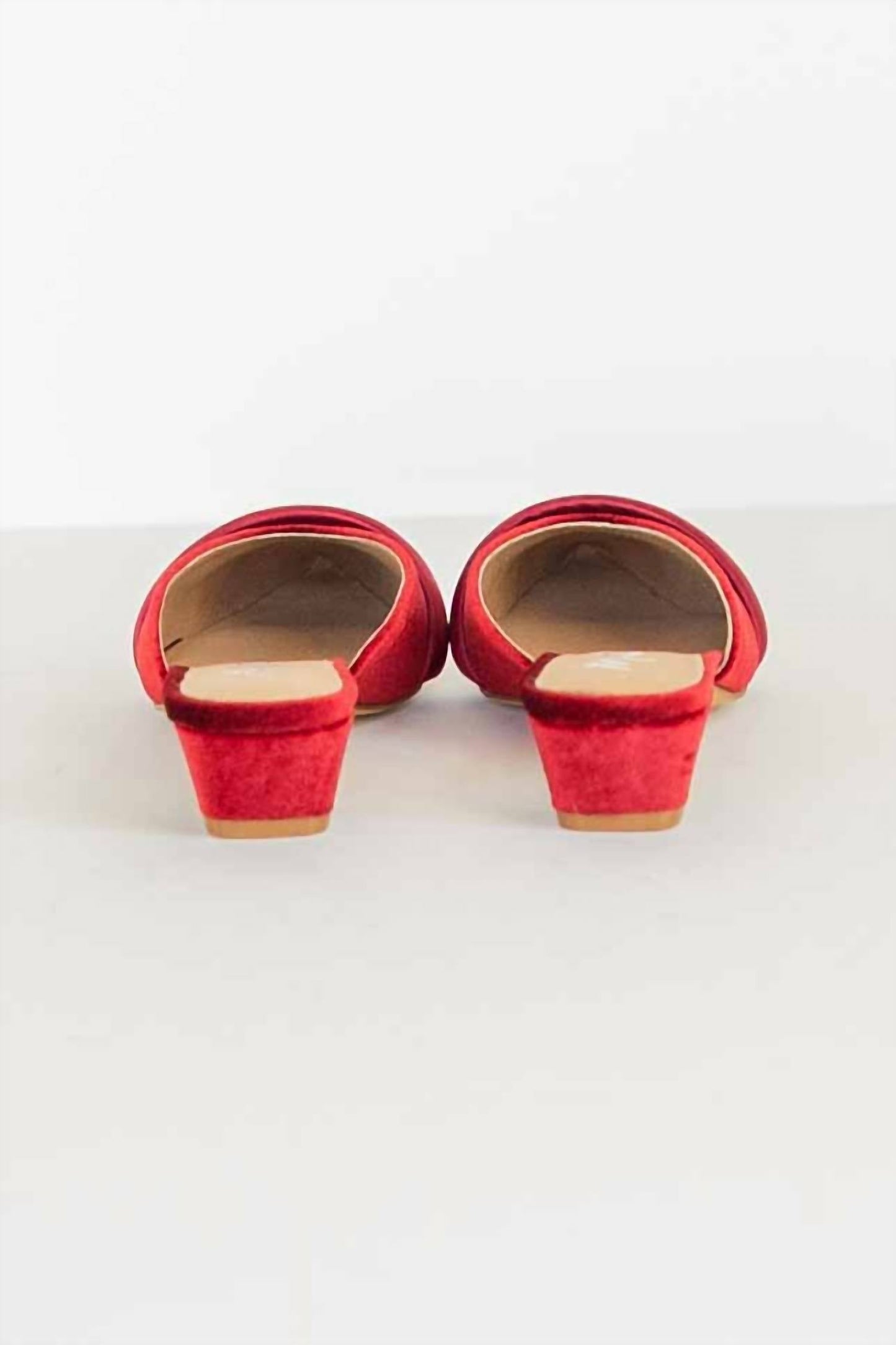 Matisse - Women's Kellan Kitten Heel Slip On Pointed Toe Mules