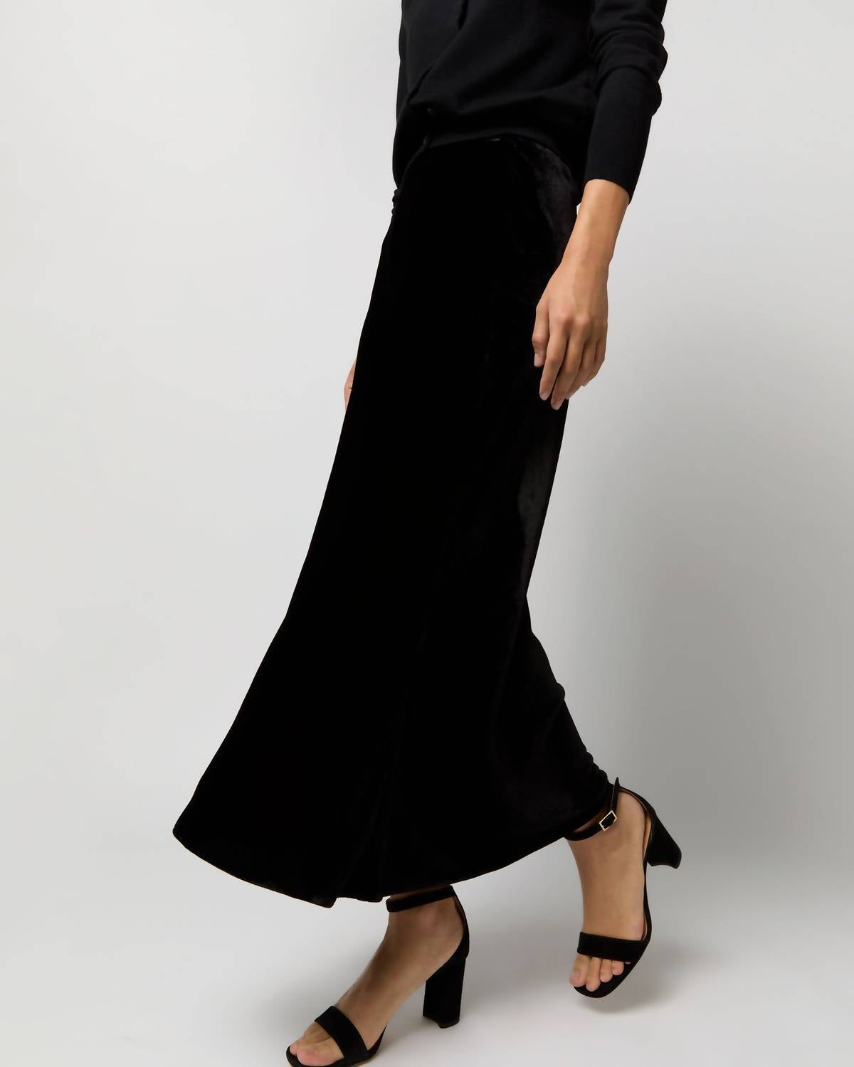 Ann Mashburn - Mare Velvet Skirt
