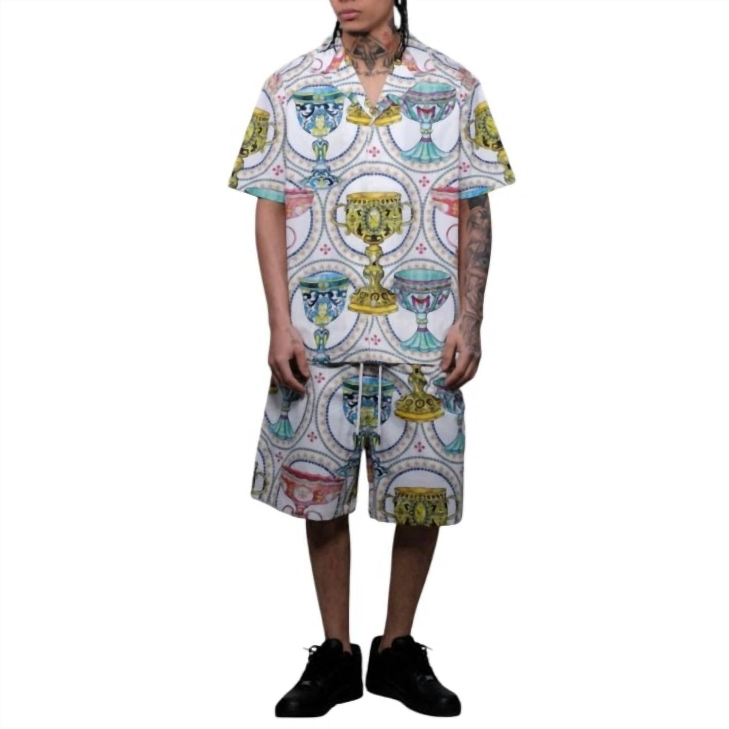 Civilized - Maison Blanche Short Set