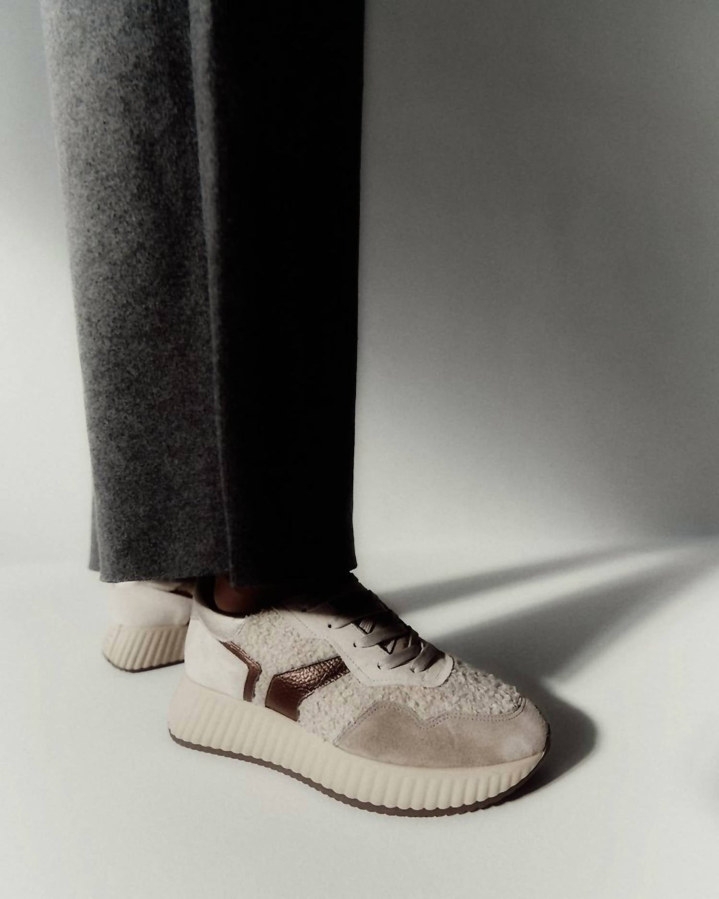 Softwaves - Women's Alanza Sneaker