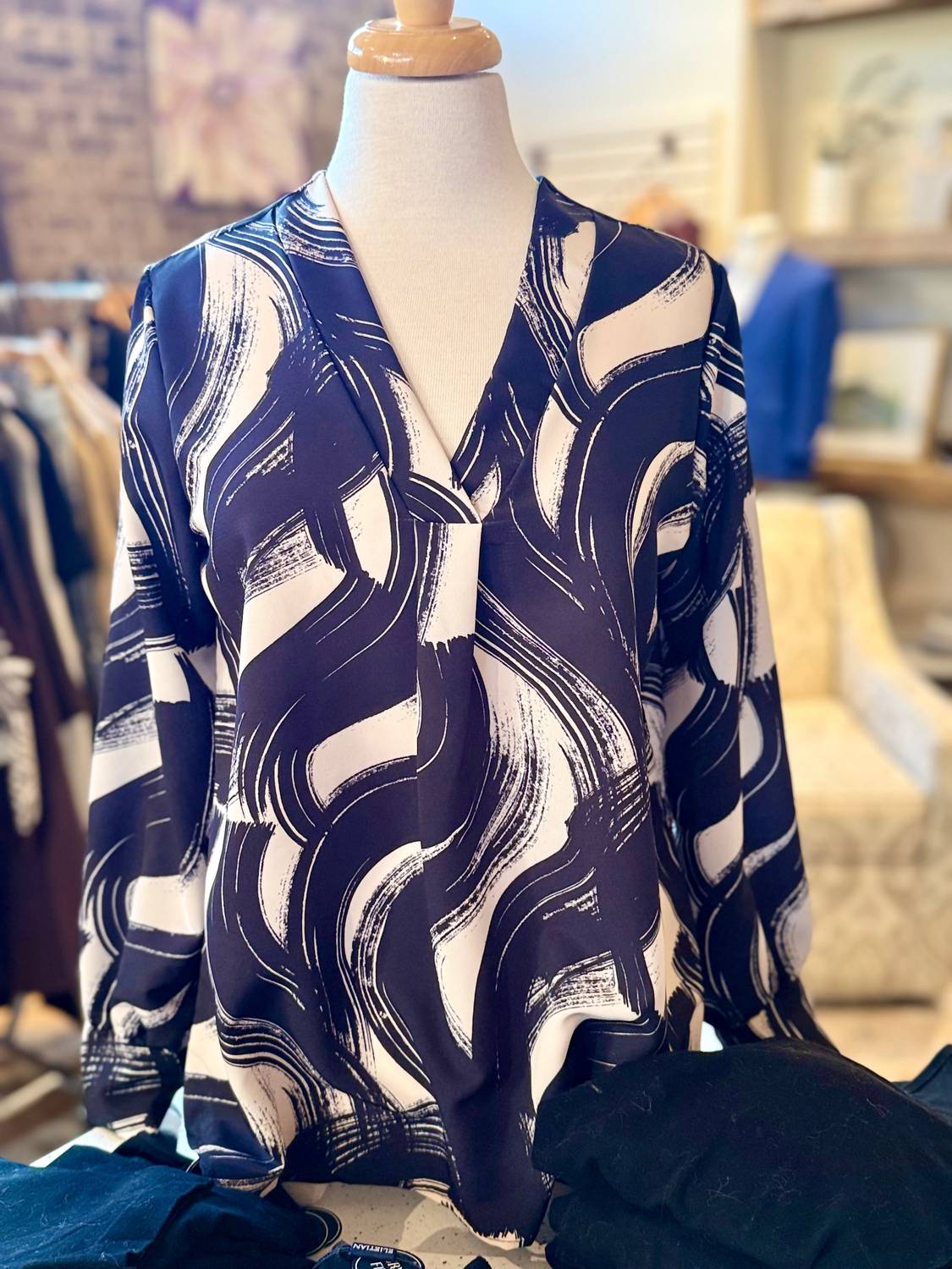 2 Hearts Apparel - Print V-neck With Cuff Blouse