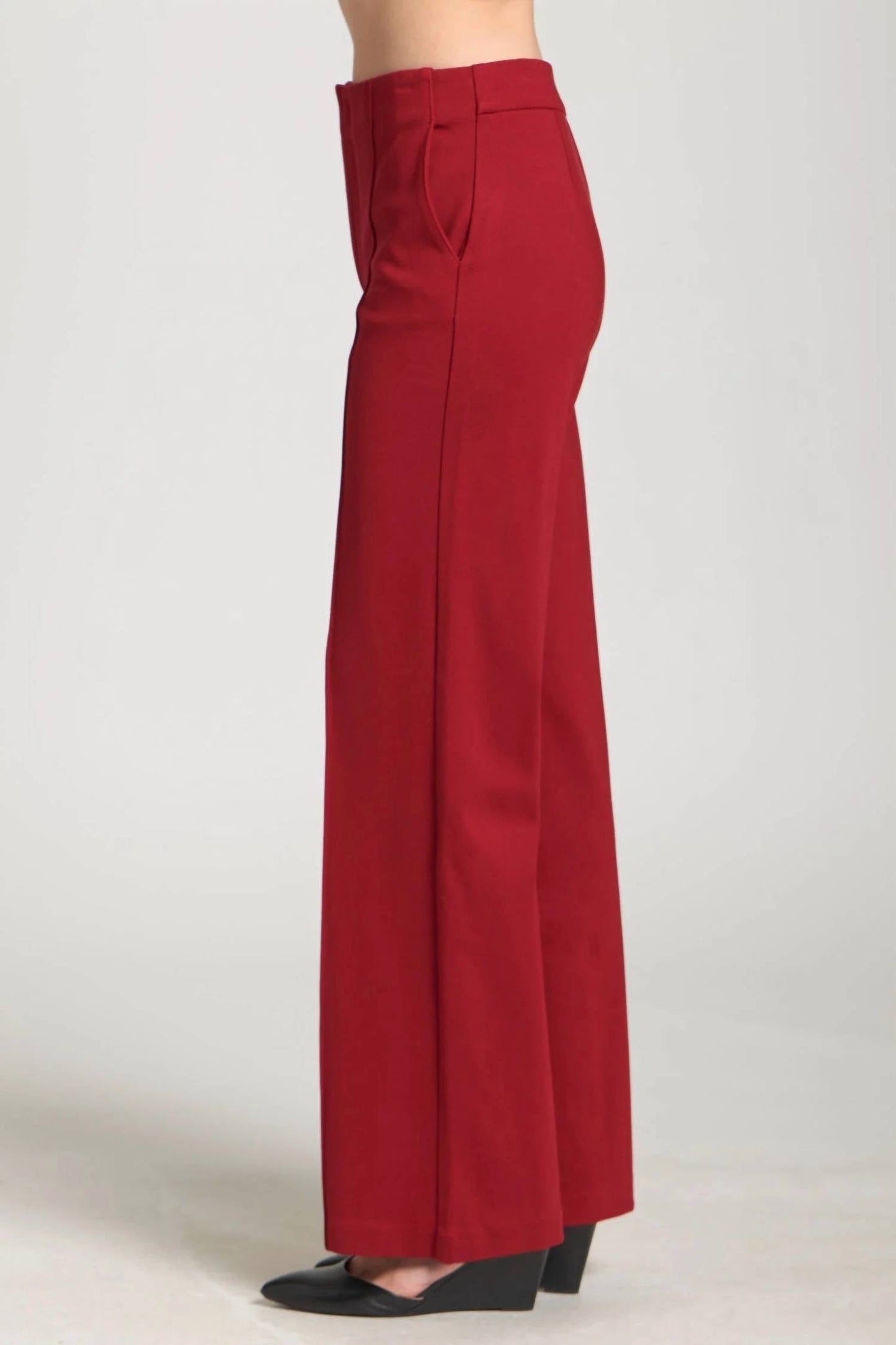 Apny - Front Zip Pant With Pin Tuck