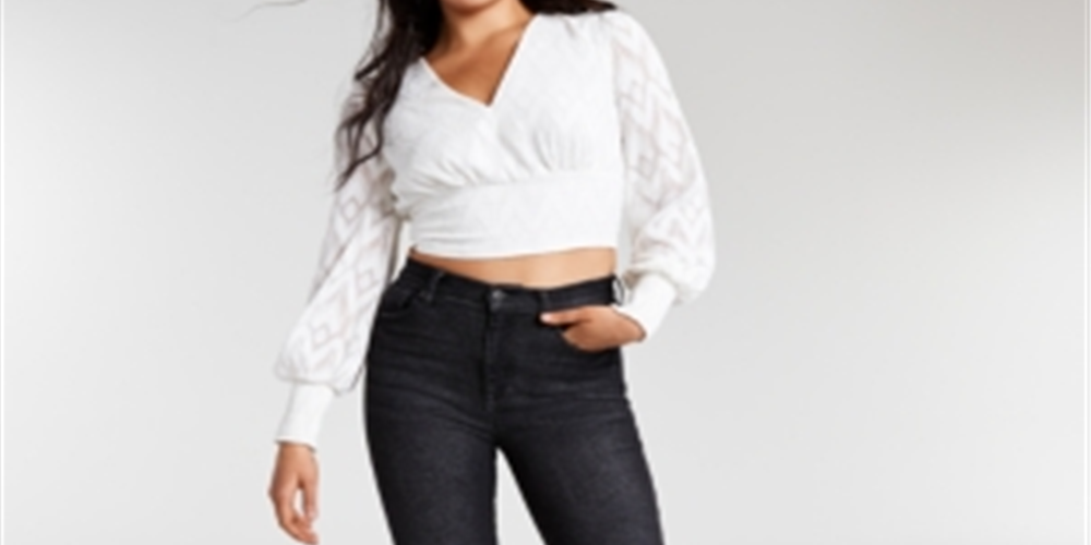 Bar III Women's Jacquard Cropped Blouse White Size Medium