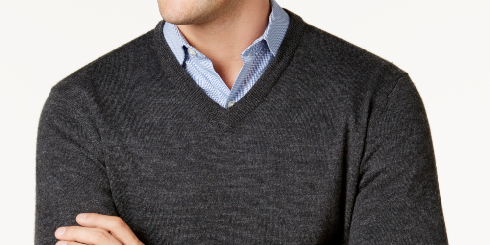 Club Room Men's Solid V Neck Merino Wool Blend Sweater Gray Size Large