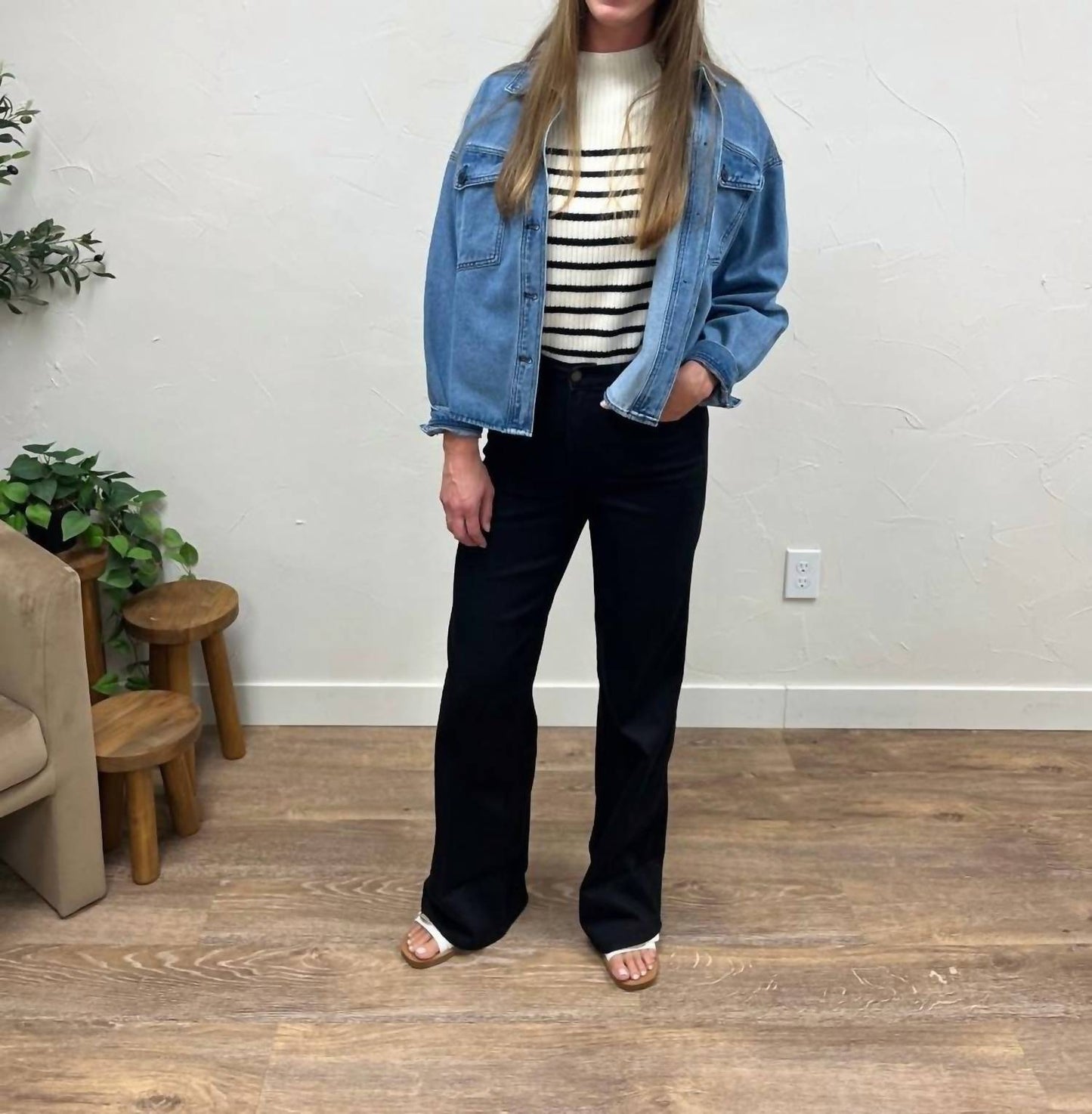 Judy Blue - High Waisted Retro Wide Leg Cuffed Jeans