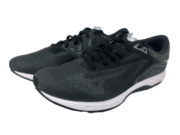 Mizuno महिलाओं के वेव सोनिक रनिंग शूज़ ब्लैक/आयरन गेट/सिल्वर साइज़ 6 B(M) यूएस