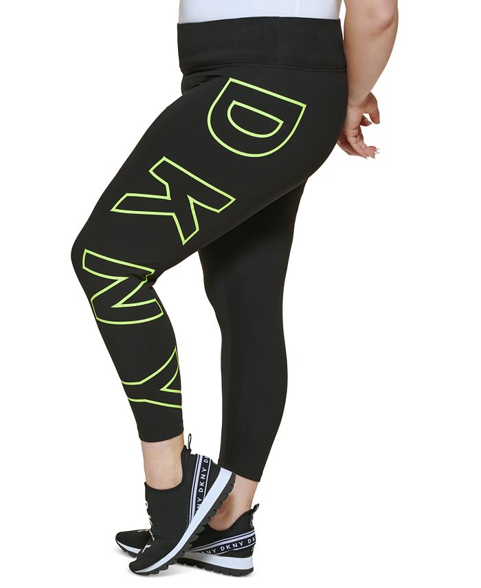 DKNY महिलाओं के लिए हाई वेस्टेड 7/8 एक्सप्लोडेड लोगो लेगिंग्स काले रंग में, साइज़ 3X
