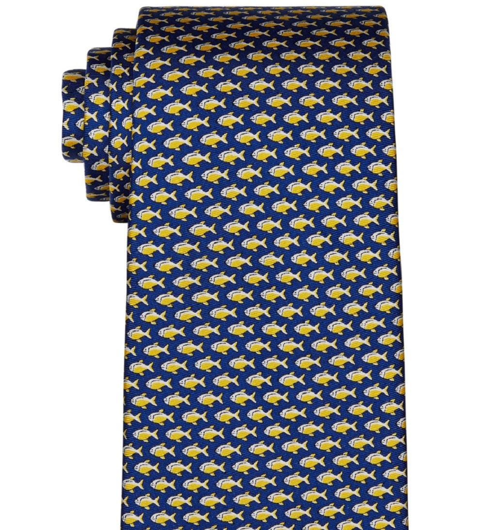 Tommy Hilfiger Men's Falmouth Classic Fish Print Silk Tie Blue Size Regular