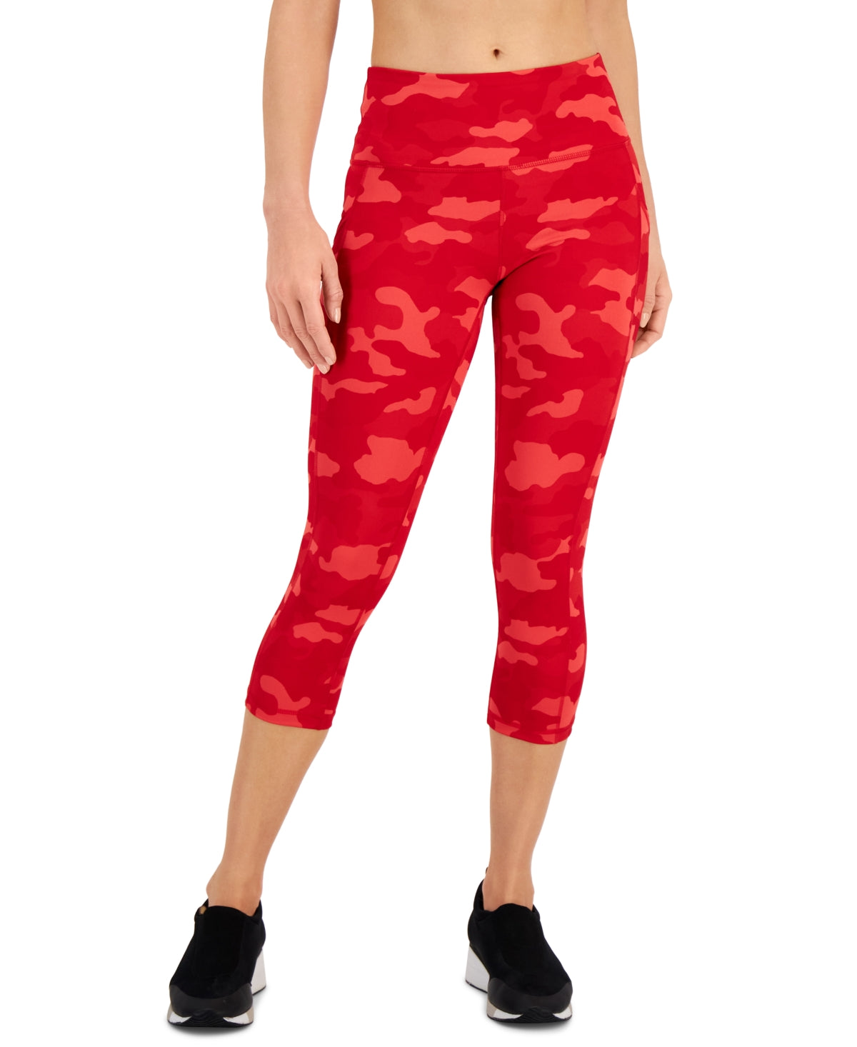 ID Ideology Women's Compression Camo Print Capri Leggings Red Size Medium