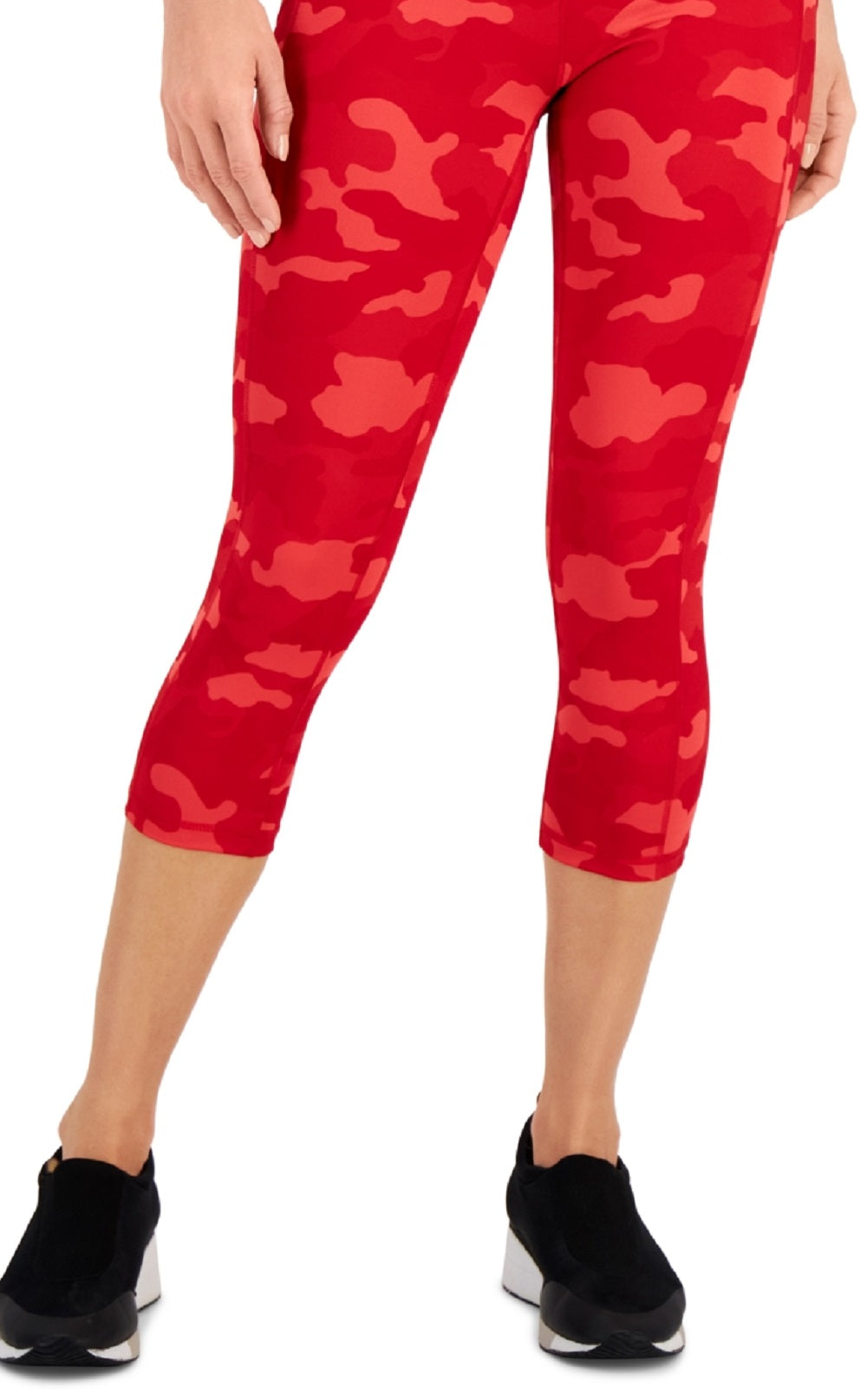 ID Ideology Women's Compression Camo Print Capri Leggings Red Size Large