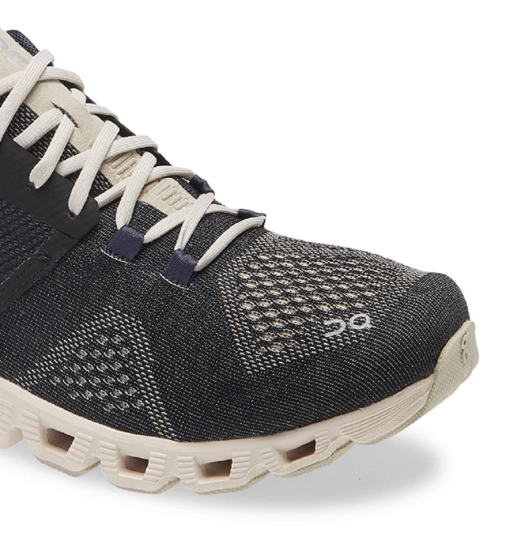 ON Women's Cloud X Training Shoe Black Size 9