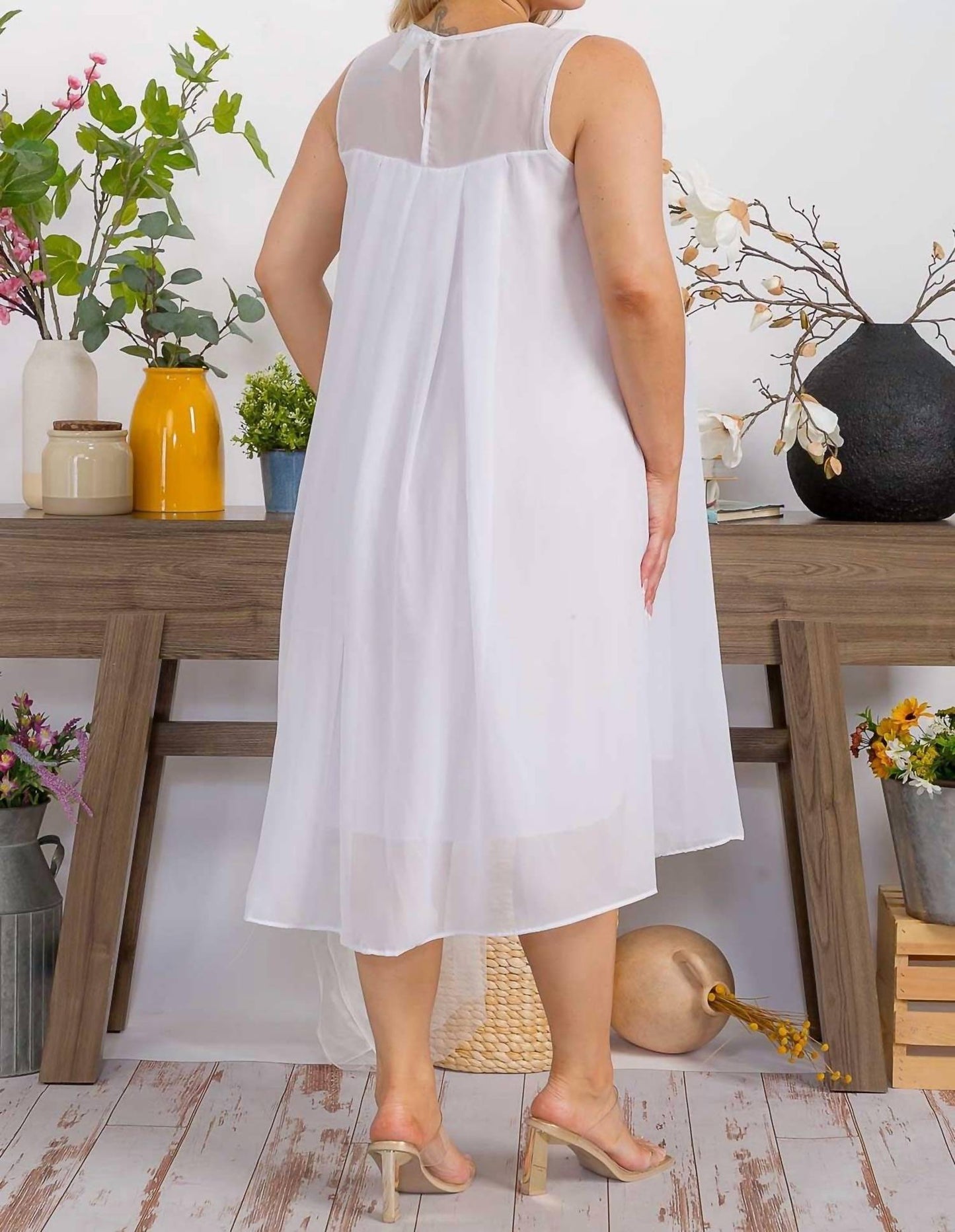 Karen T Design - Sleeveless A-line Midi Dress With Floral Detail
