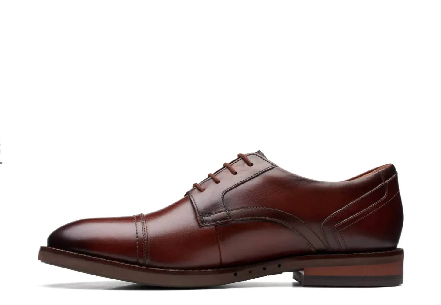 Clarks - Men's Un Hugh Cap Shoes
