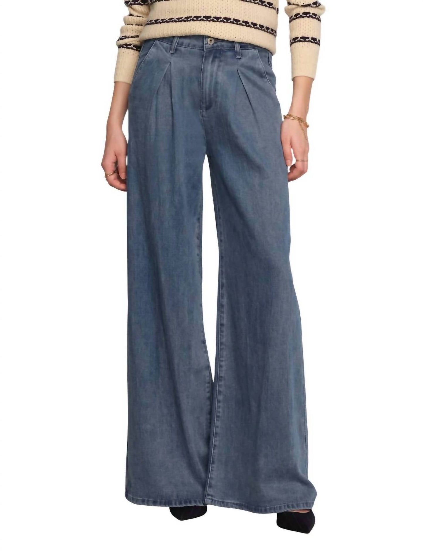 Heartloom - Smith Jeans