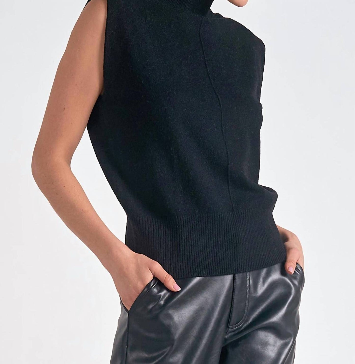 Elan - Chelcie Sweater