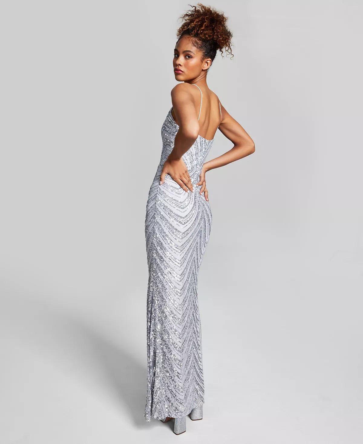 B Darlin Junior's Sequined Bungee Strap Gown Gray Size 9/10