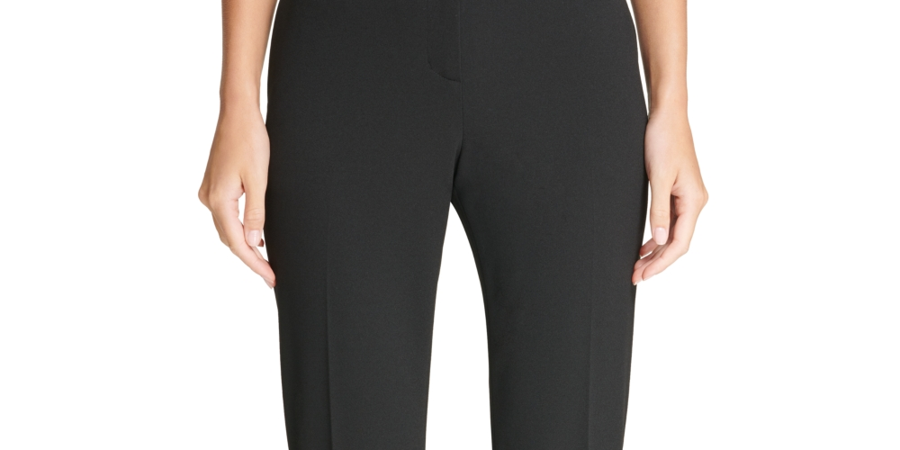 DKNY महिलाओं के स्लिम पैंट काले रंग के साइज़ 4Petite