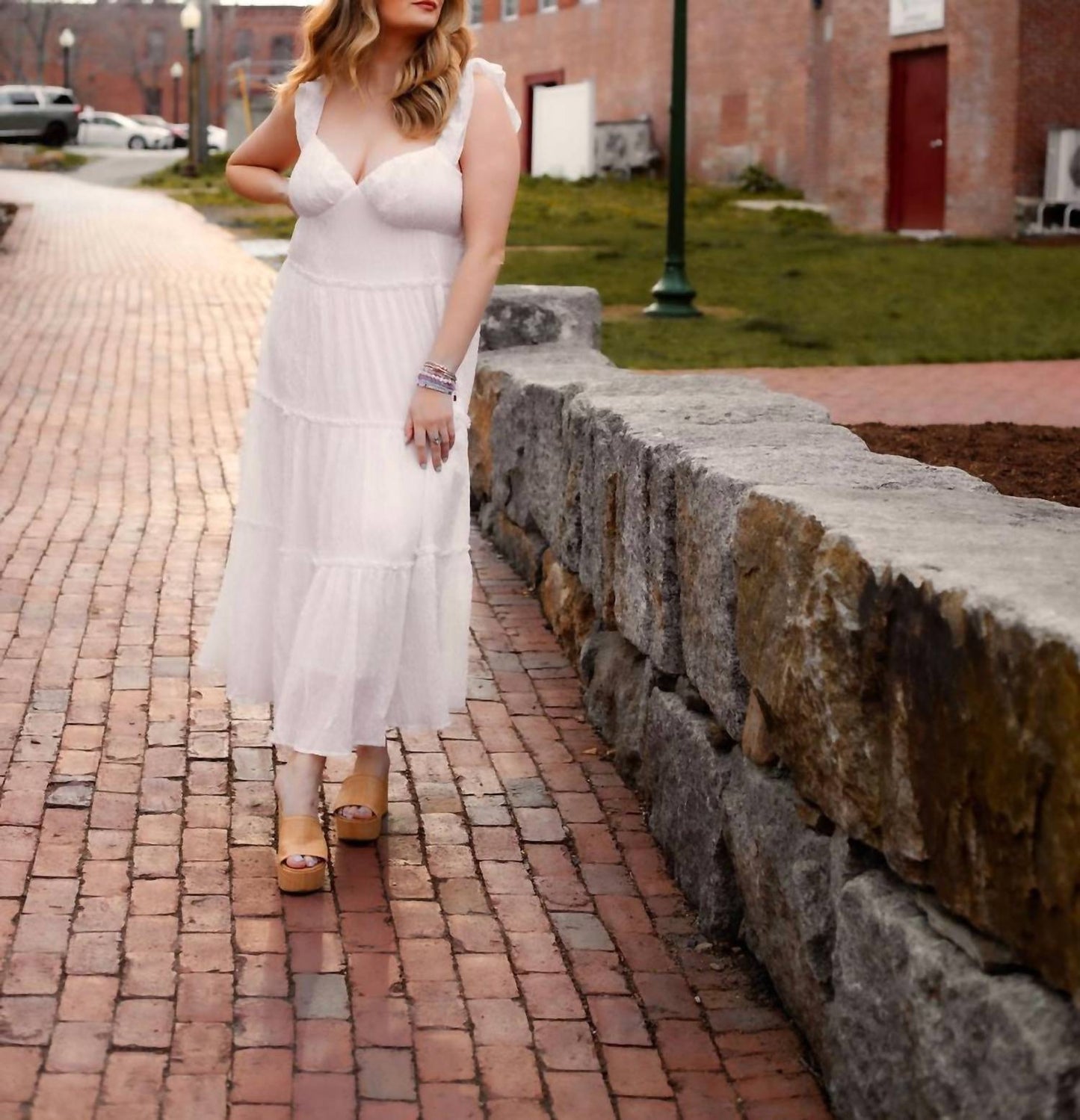 Le Lis - Small Town Girl Maxi Dress