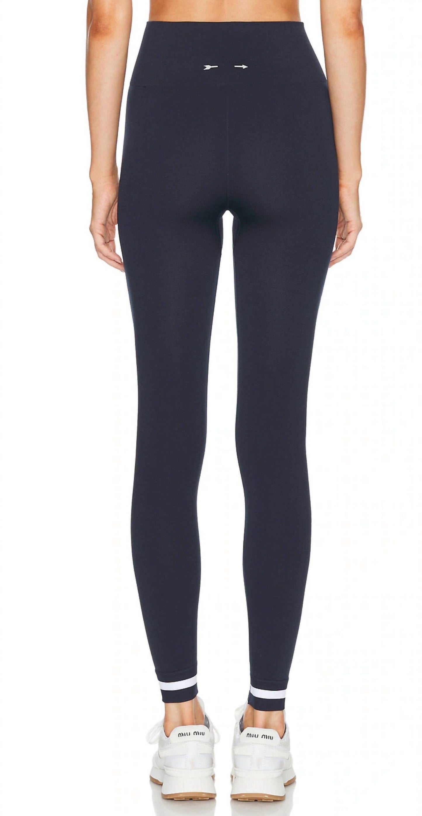 The Upside - Form Seamless 25in Midi Pant