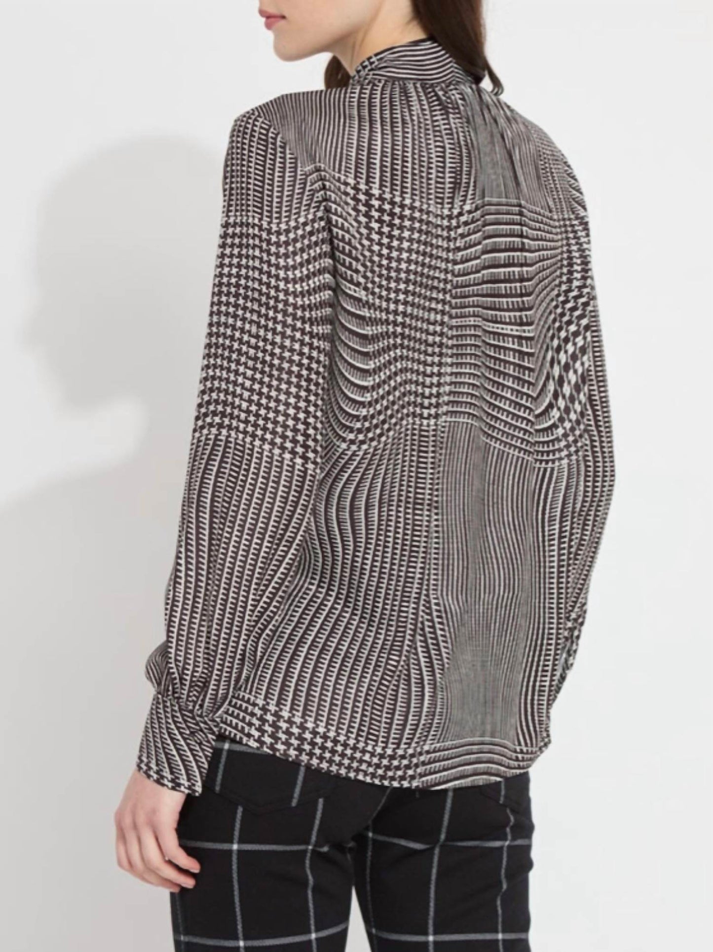 Lysse - janis scarf neck blouse