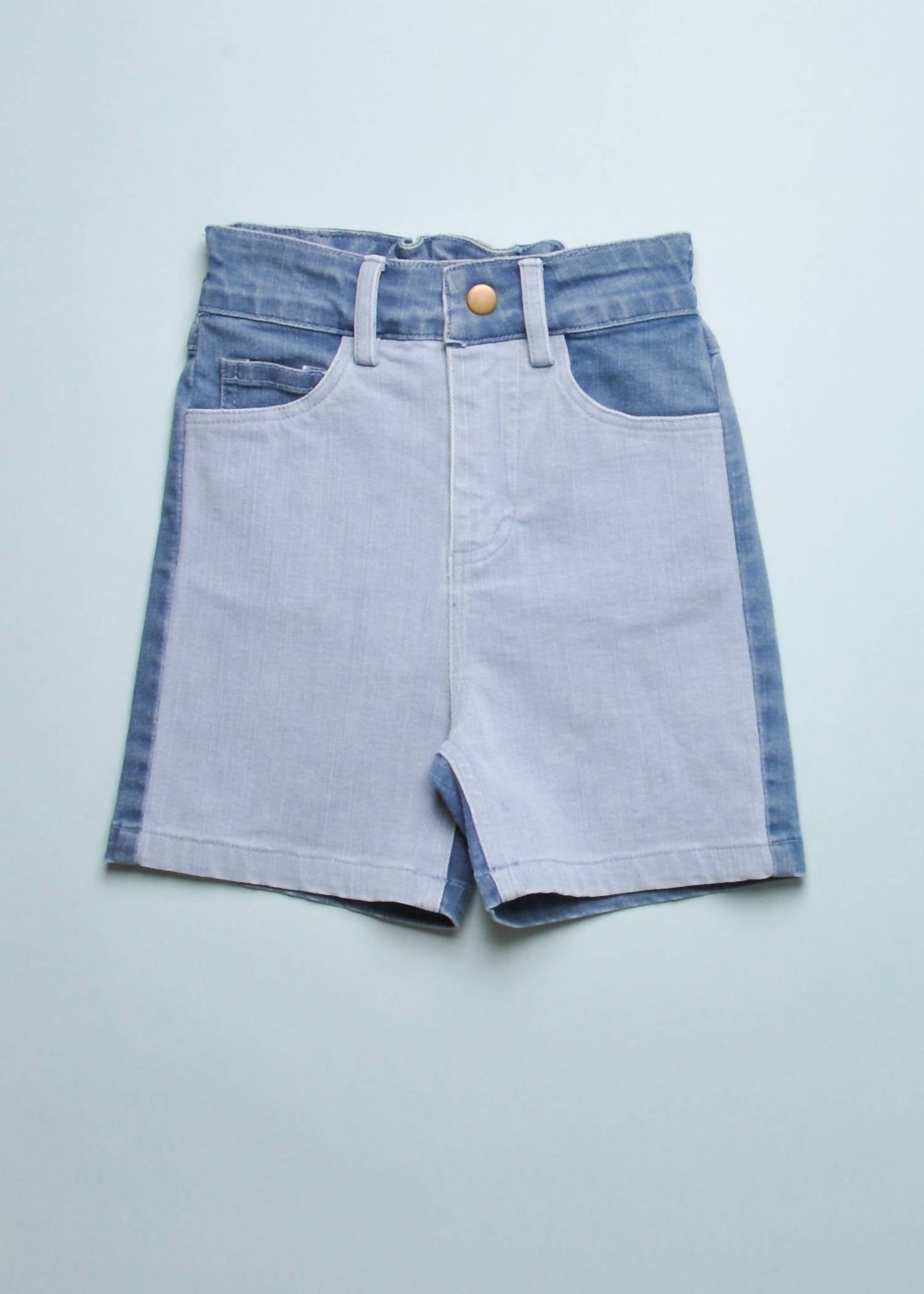 A Monday In Copenhagen - Boys Balder Colorblock Shorts