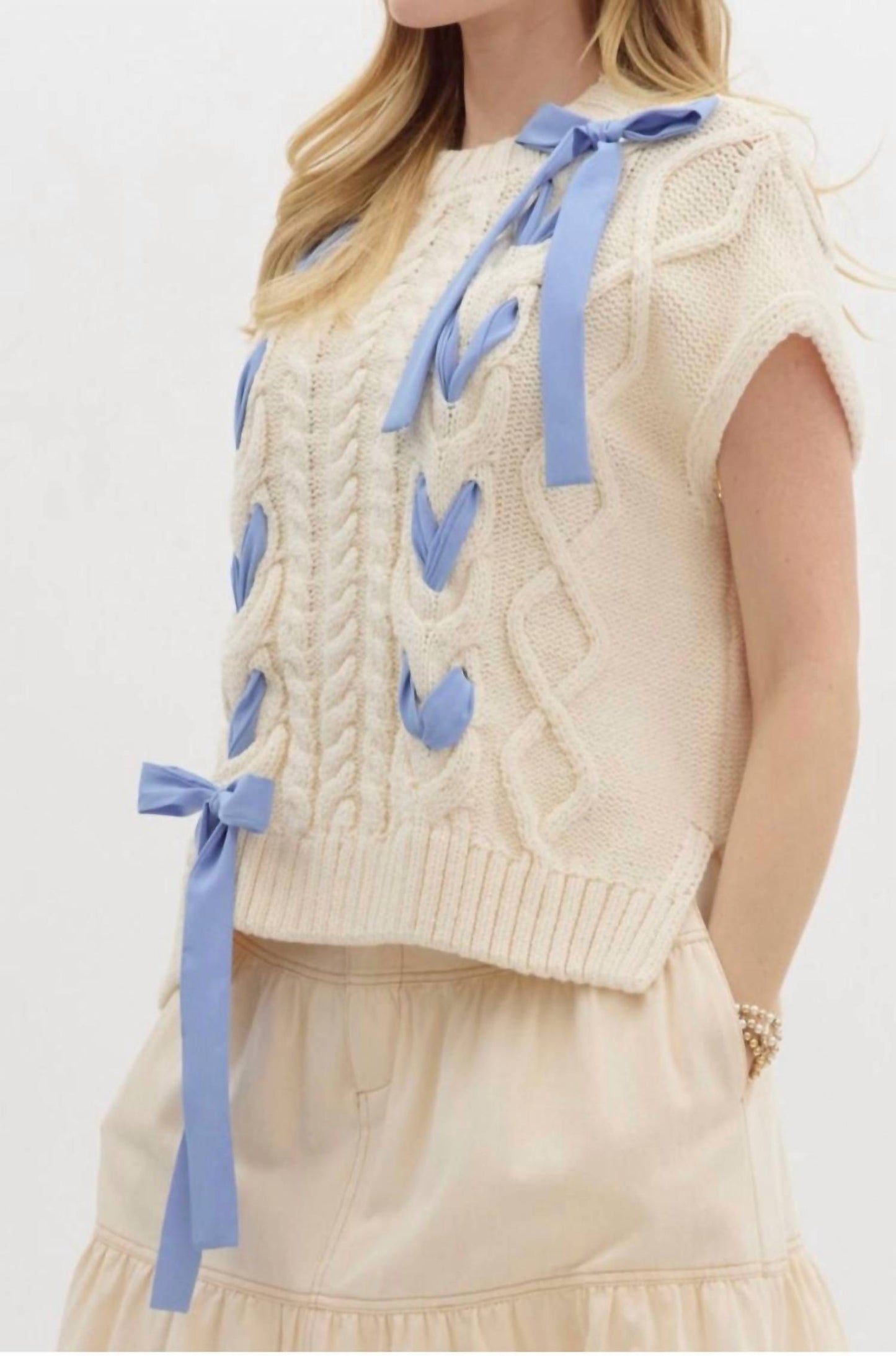 Entro - Blue Ribbon Short Sleeve Sweater