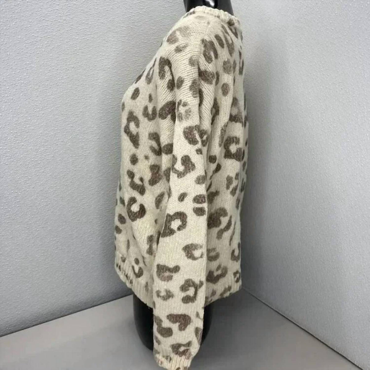 Mother - The Jumper Leopard Print Pullover Sweater