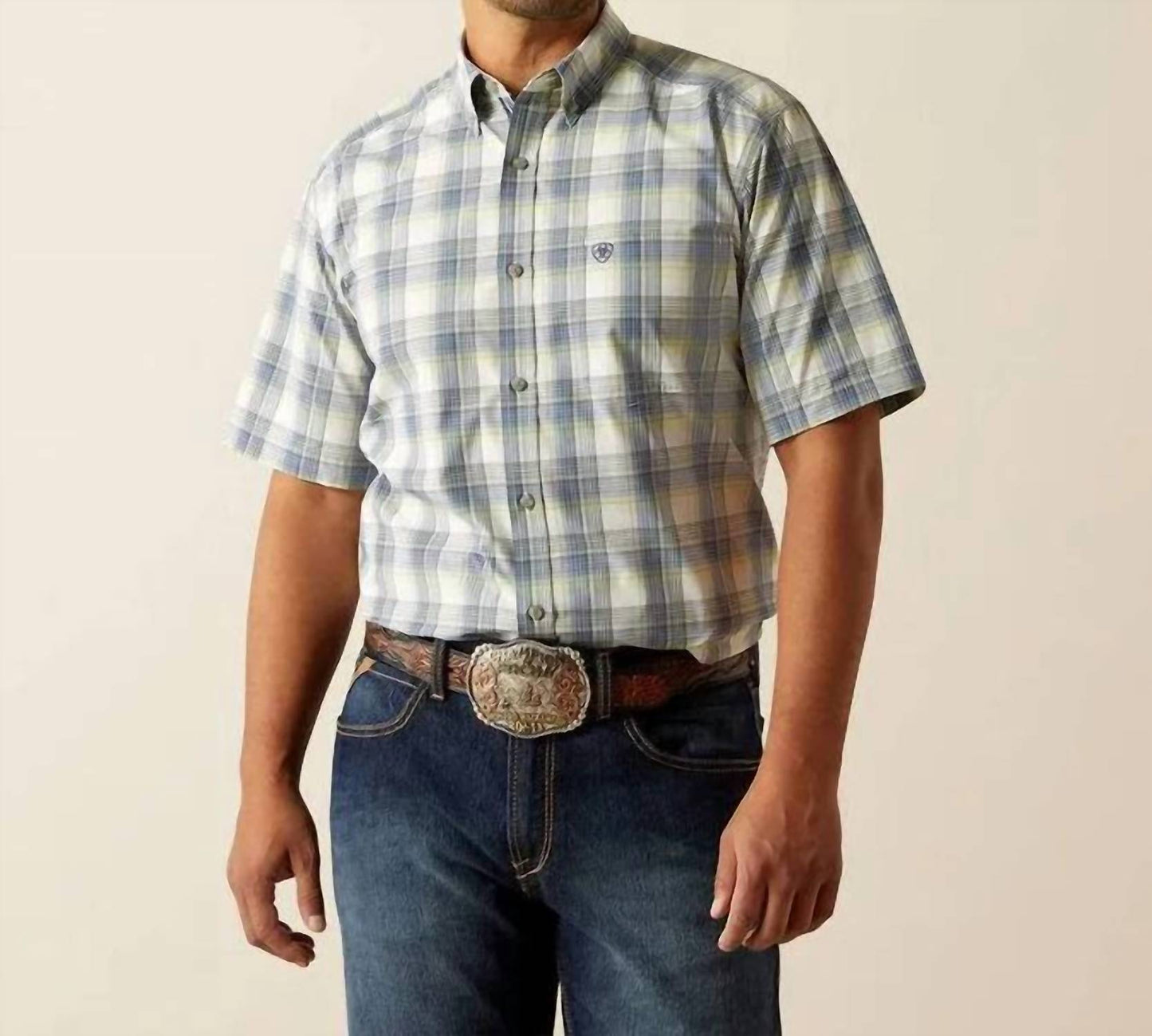 Ariat - Remi Wrinkle Free Classic Fit बटन डाउन