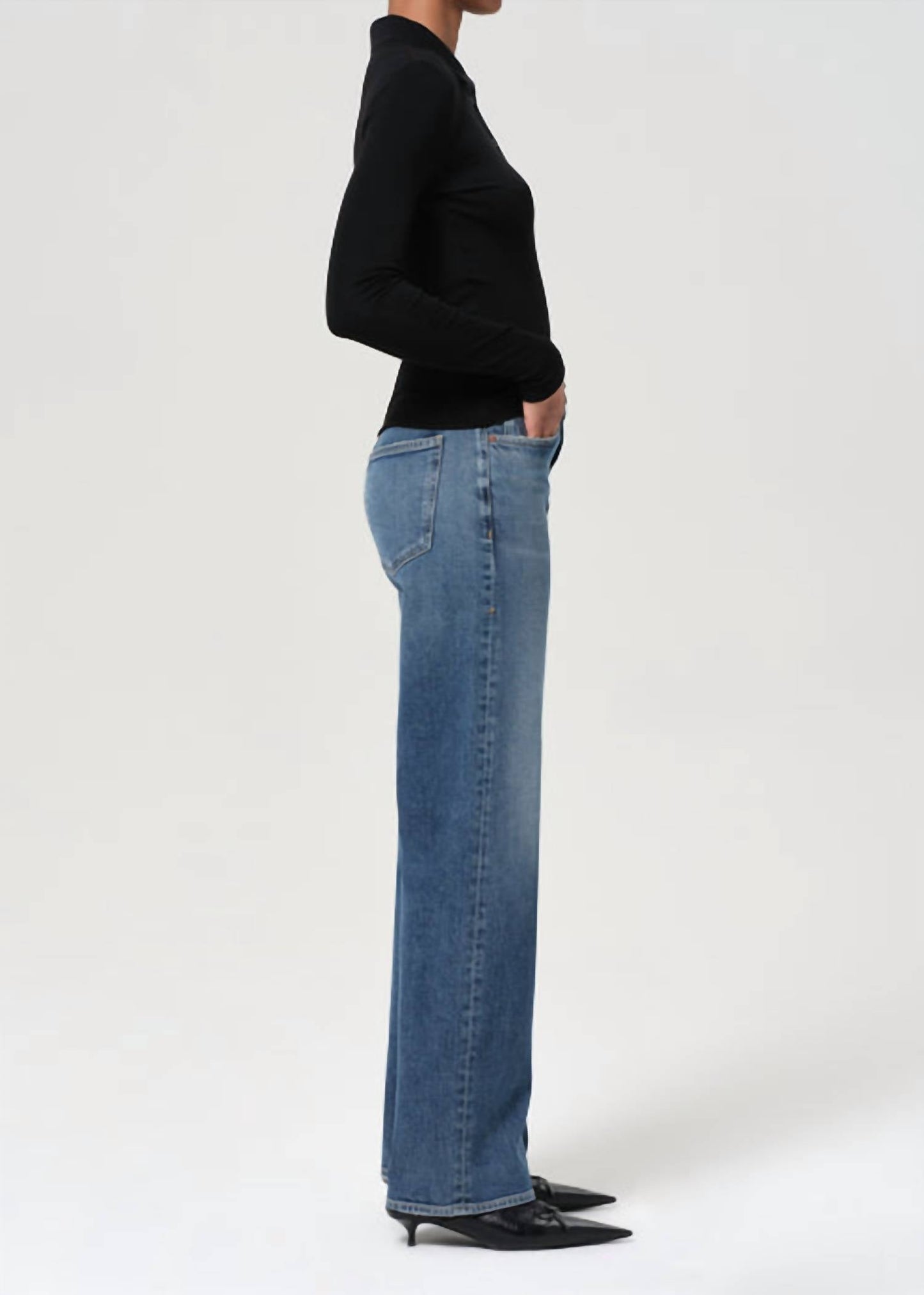 agolde-harper-straight-leg-jeans-2