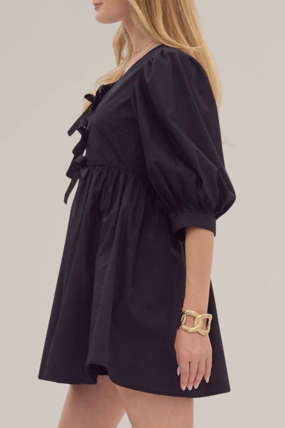 Entro - Puff Sleeve Tie Front Dress
