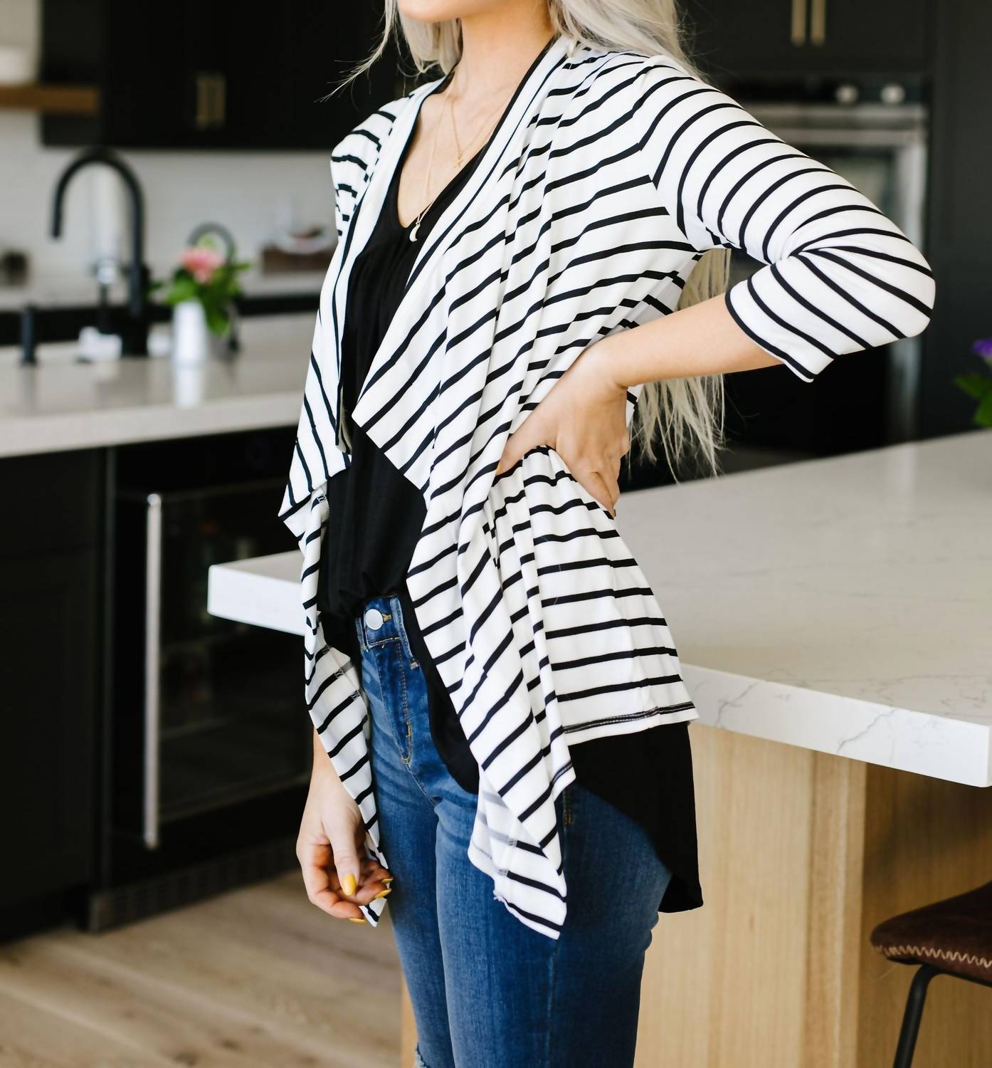 Ninexis - Escape To Nowhere Cardigan