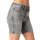 Judy Blue - Mid Rise Contrast Wash Bermuda Shorts