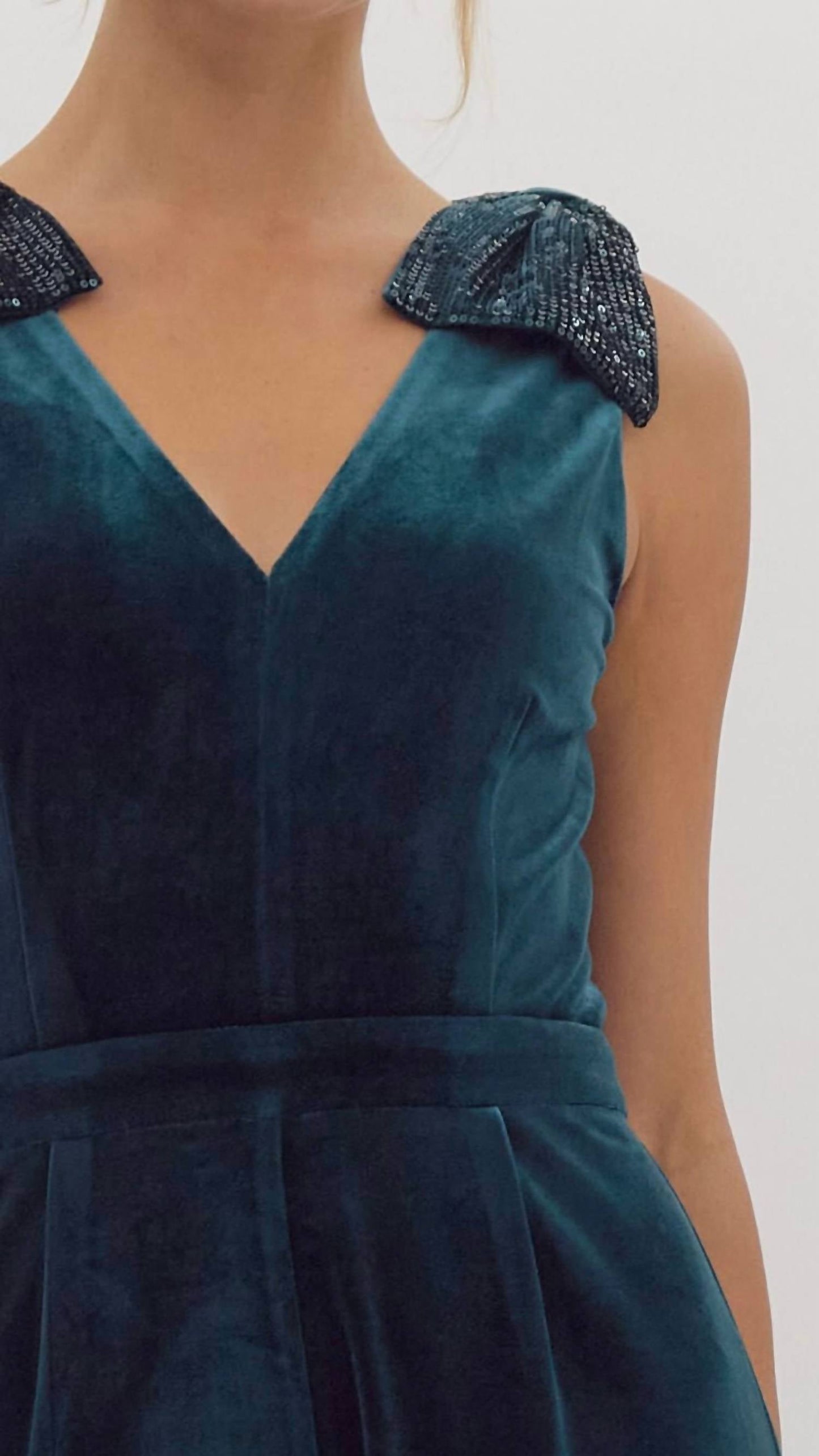 Entro - Velvet Sequin Bow Shoulder Jumpsuit