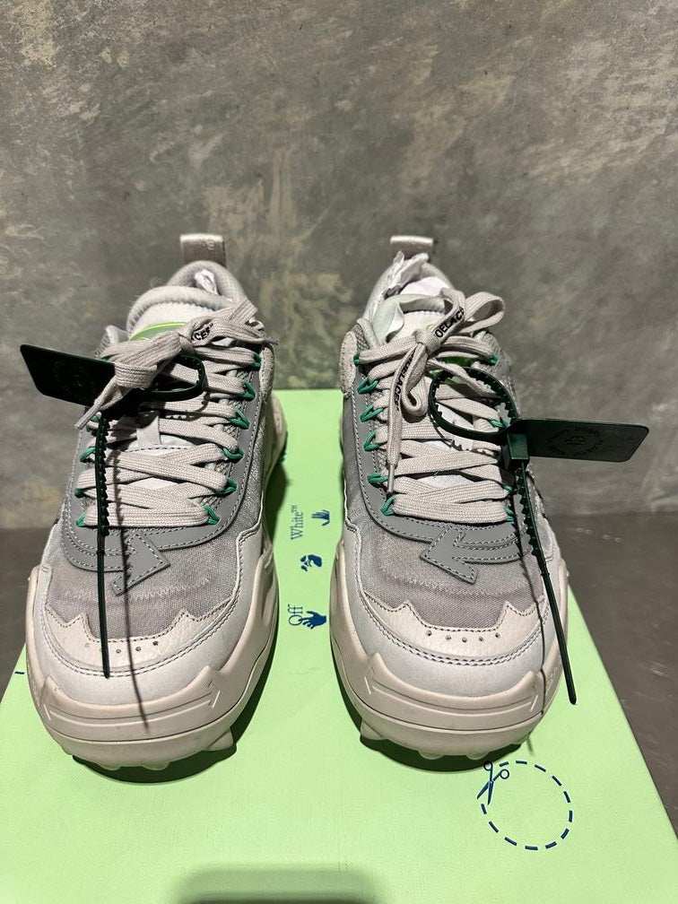 Off-White Men's Odsy 1000 Low Top Sneakers Gray Size 11