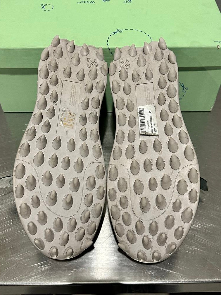 Off-White Men's Odsy 1000 Low Top Sneakers Gray Size 11