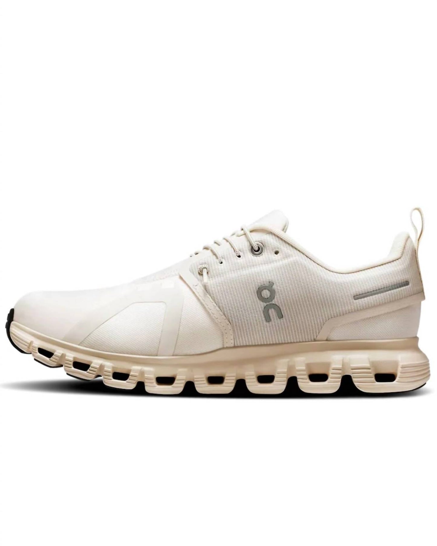 On Cloud - Women's Cloud 6 Waterproof Sneakers