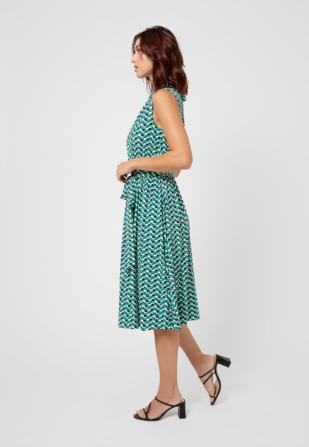 Leota Women's Sleeveless Mindy Dress in Mod Geo Green