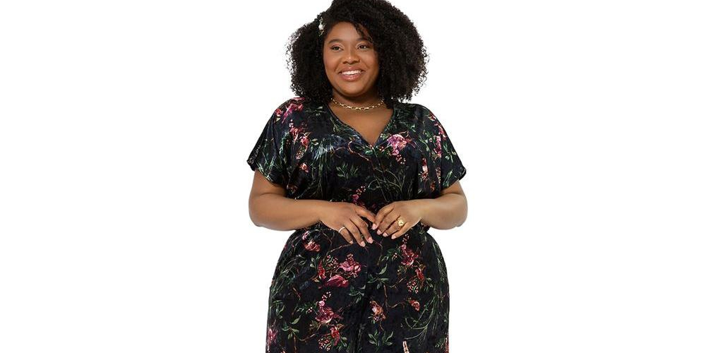 Leota Women's Ruby Floral Stretch Velvet Jumpsuit Black Size 1X