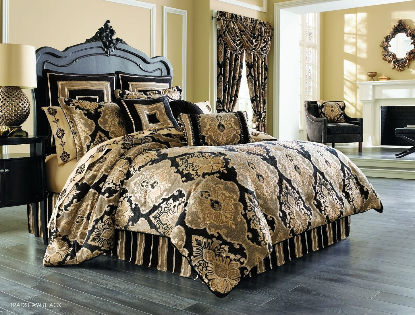 J Queen New York Bradshaw Black Comforter Set - California King