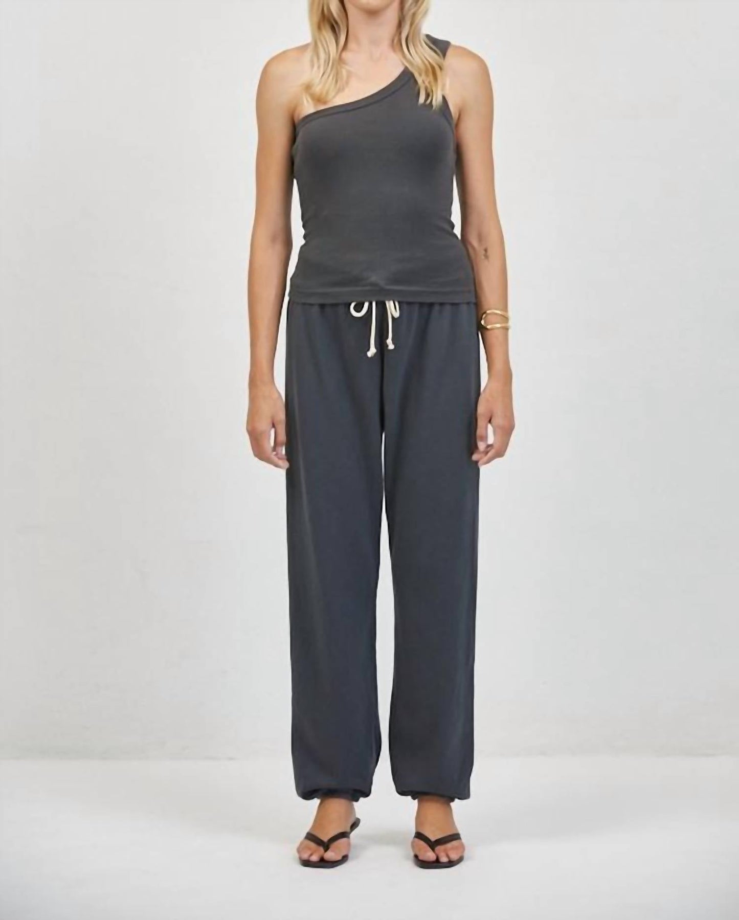 A.Ren - Garment Dyed Sweatpants