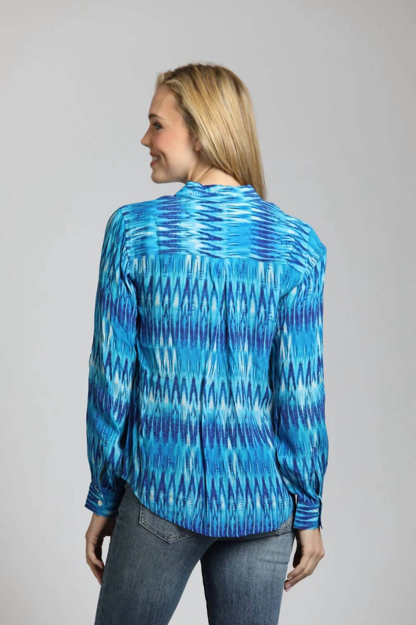 Apny - Button-up Shirt With Roll Up Sleeve
