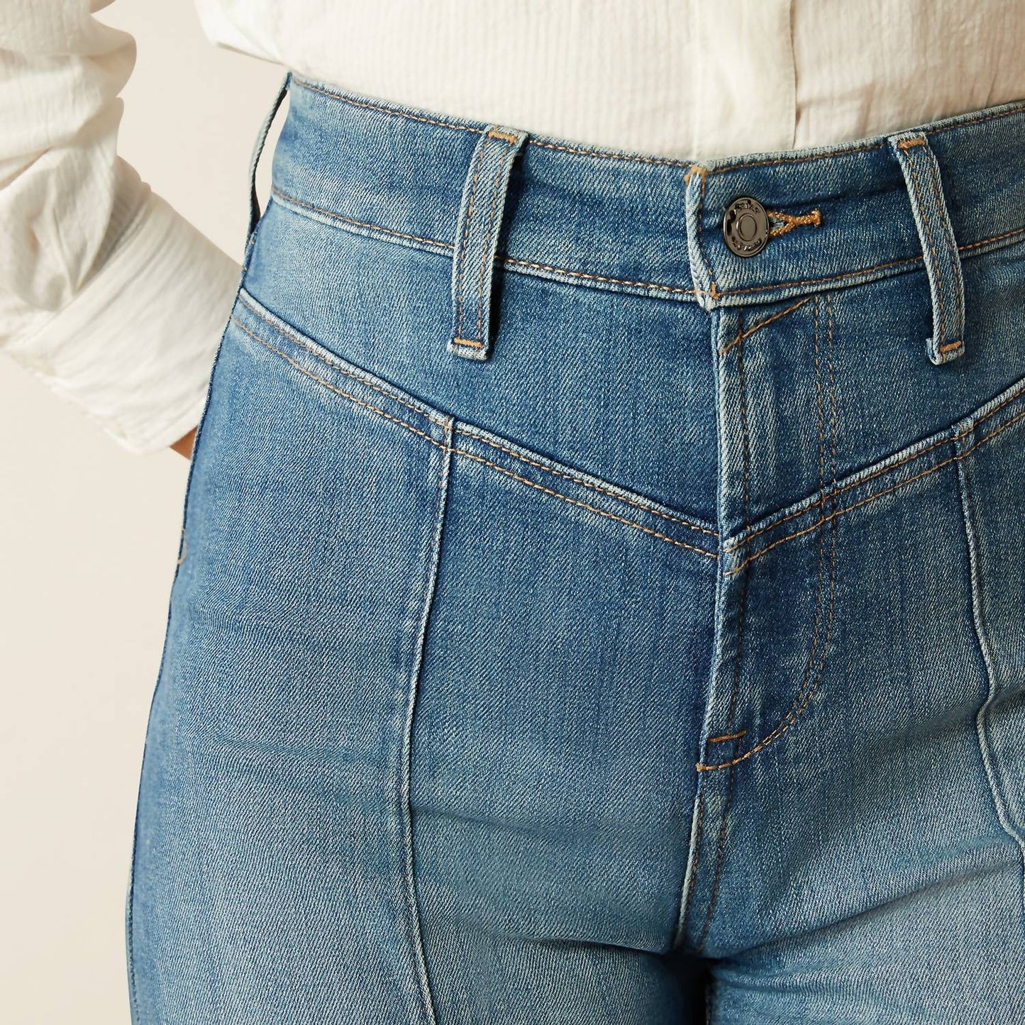 Ariat - Ultra High Rise Sloane Wide Leg Jeans