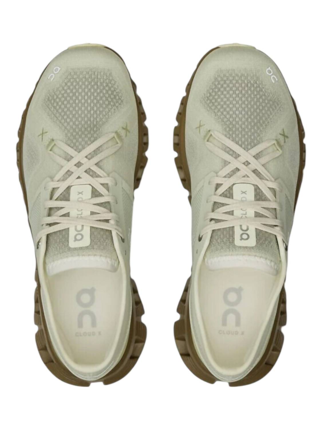 On Running - महिलाओं के ON क्लाउड X 3 रनिंग शूज
