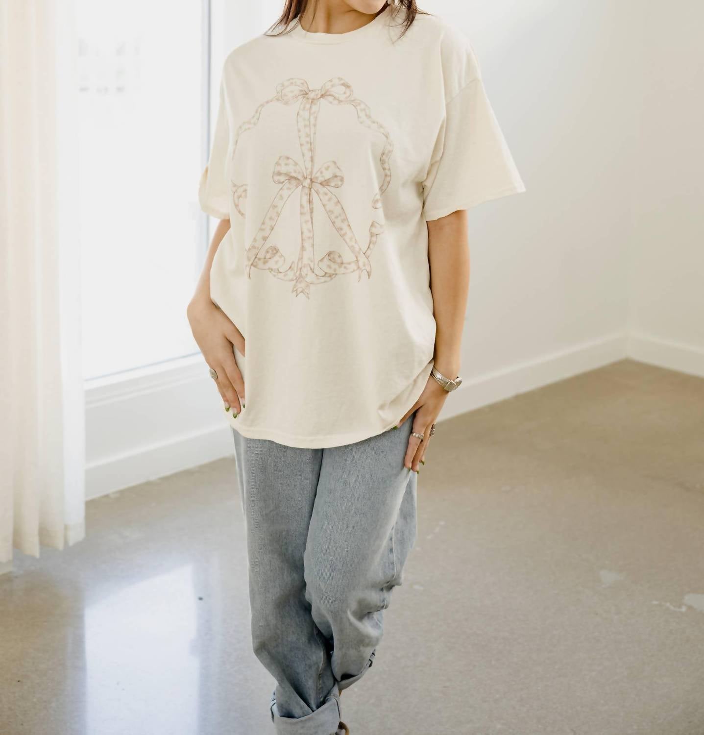 Livylu - Ditsy Floral Thrifted Graphic Tee
