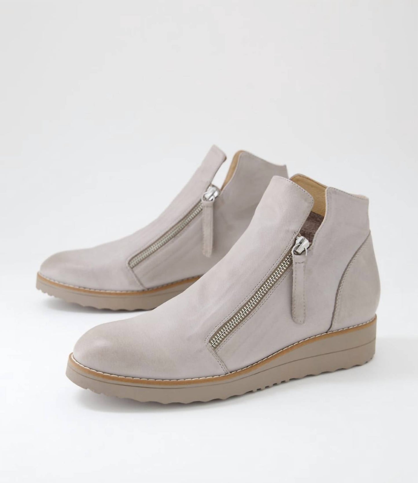 Django & Juliette - Women's Ohmy Leather Ankle Boots
