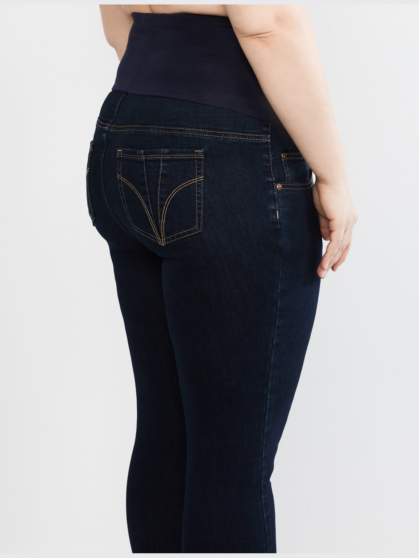 Motherhood Maternity Women's Mama Prima Post Pregnancy V Pocket Jeans Blue Size 2X