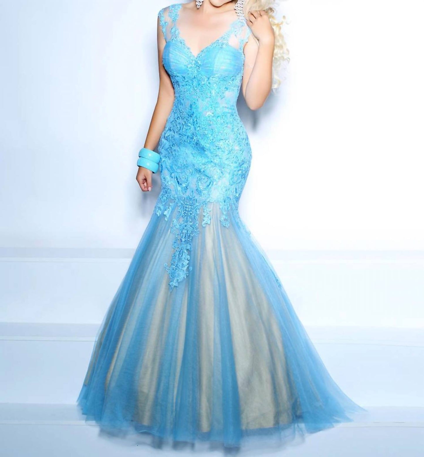 2Cute - Sleeveless Prom Dress