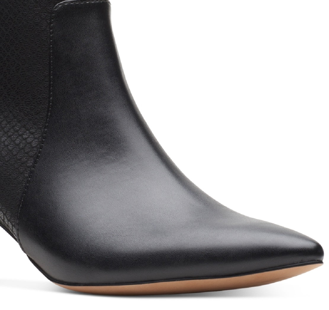 Clarks Women's Collection Shondrah Booties Black Size 7.5 M